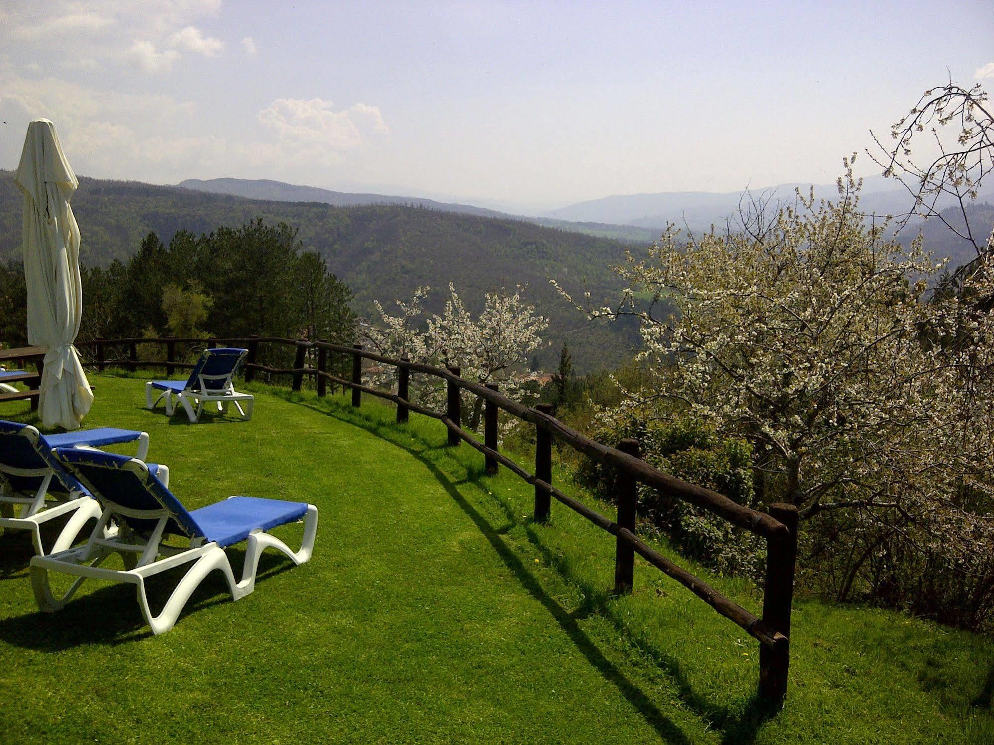 Borgo Tramonte Hotel Pratovecchio Luaran gambar